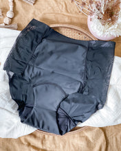 Load image into Gallery viewer, Figgy. Period Underwear