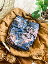Load image into Gallery viewer, Bare Love Bombproof - Fleur
