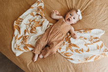 Load image into Gallery viewer, Swaddle - Gumnut
