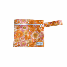 Load image into Gallery viewer, MINI WET BAG - Sadie
