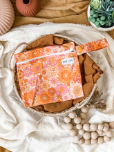 Load image into Gallery viewer, MINI WET BAG - Sadie
